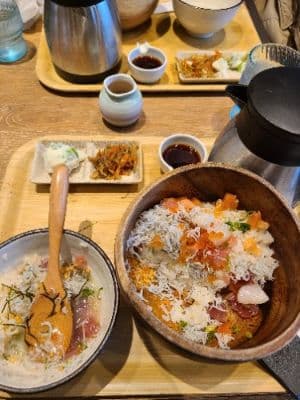 Komeraku