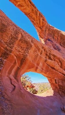 Double O Arch Trail